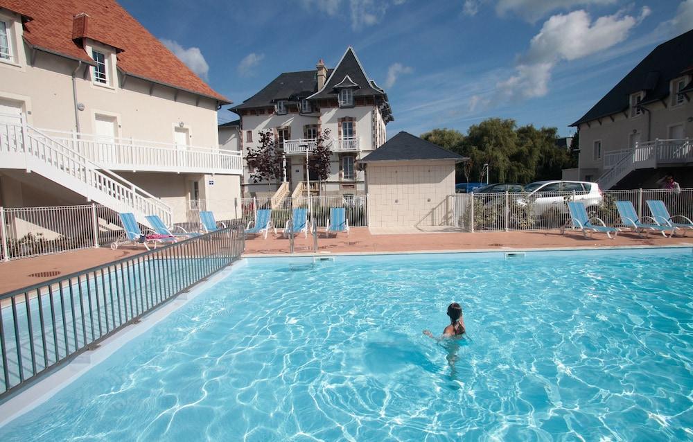 Residence Odalys Le Domaine Des Dunettes Cabourg Exterior photo